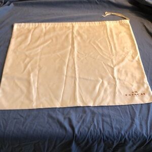 COACH DUST BAG WHITE 23 1/2" X 19 3/4"